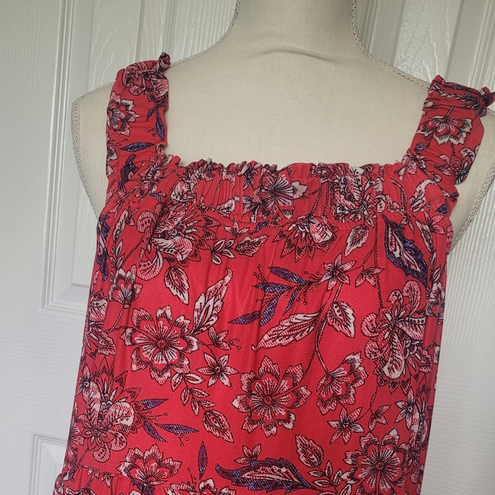 Maurices Red Floral Square Neck Smocked  Relaxed Fit Tank
